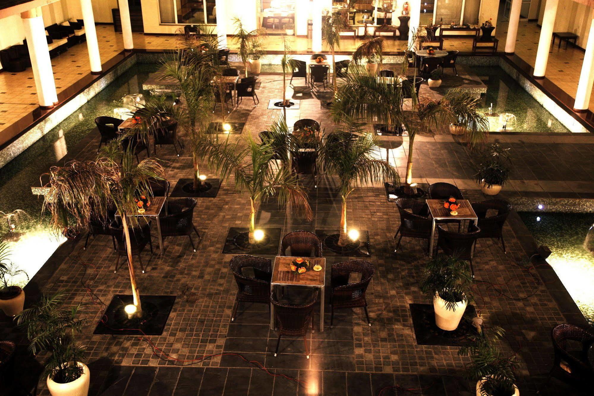 Treehouse Hotel Club & Spa Dharuhera Екстер'єр фото